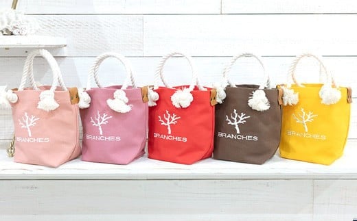 当返礼品は【カラー:シアンブルー】となります。ご注意ください。