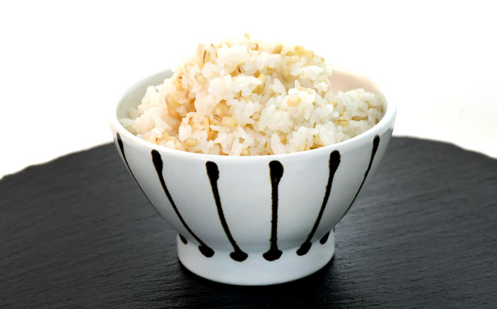 【最速発送】むぎくい亭(丸麦500gｘ6・裸麦500gｘ6) / 麦 丸麦 はだか麦 麦味噌 雑穀 雑穀米 / 諫早市 / 有限会社伊東精麦  [AHBU002] スピード 最短 最速 発送