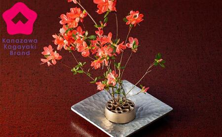 花をみずみずしく長持ち！針のない剣山 / Garden-L