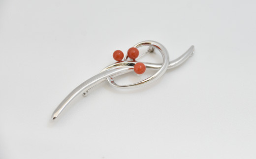 さんごの吉良：珊瑚ブローチ9