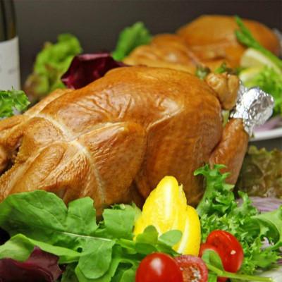 ふるさと納税 つくば市 筑波ハム 燻鶏一羽 1700g 鶏肉 燻製 スモークチキン クリスマスチキン【離島・沖縄配送不可】 |  | 01