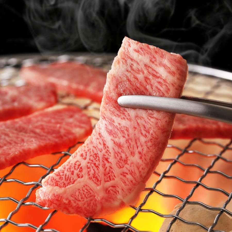 松阪牛焼肉盛り合わせ(ロース100g･カルビ150g･赤身カルビ150g)