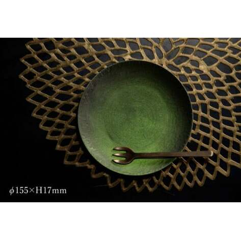 【煌めきの一枚が特別を演出】有田焼 麟 Lin 15.5cm 小皿 2枚セット (Green)【金照堂】プレート 小皿 食器 ハレの日 おもてなし 有田焼 ディナー 緑色 グリーン A25-510_イ