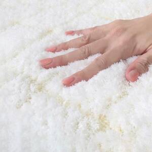 日本製 バスマット 60cm×90cm 【ゆきふみ】 抗菌 防臭 吸水 防汚 滑り止め加工【1664916】