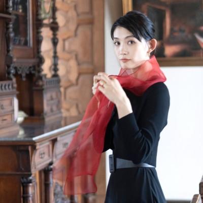 ふるさと納税 岐阜市 透きとおる絹に重なり合う色彩と光。【シルクスカーフ】　美濃友禅　—濃姫—