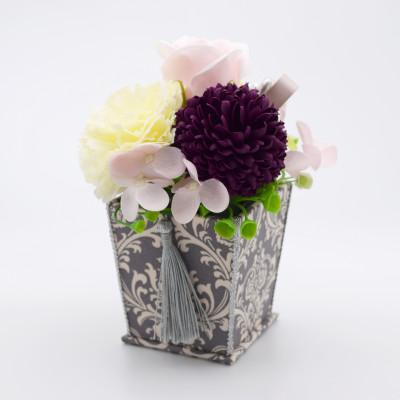 ふるさと納税 いすみ市 カルトナージュ花器の仏花アレンジと写真たて　(ダマスク柄) |  | 03