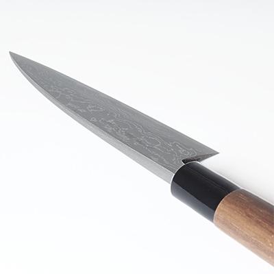 ふるさと納税 香美市 【土佐打刃物】薄出刃包丁 多層鋼 両刃 刃渡り15cm |  | 01