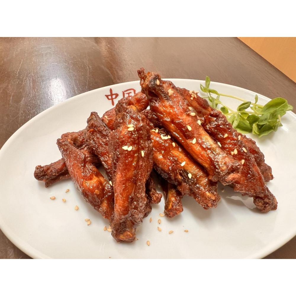 福岡市創業50年の町中華 中国飯店の辛肉味噌天津飯(内容量400g)×3個とピリ辛チキンバー(内容量150g)×1pの詰め合わせ