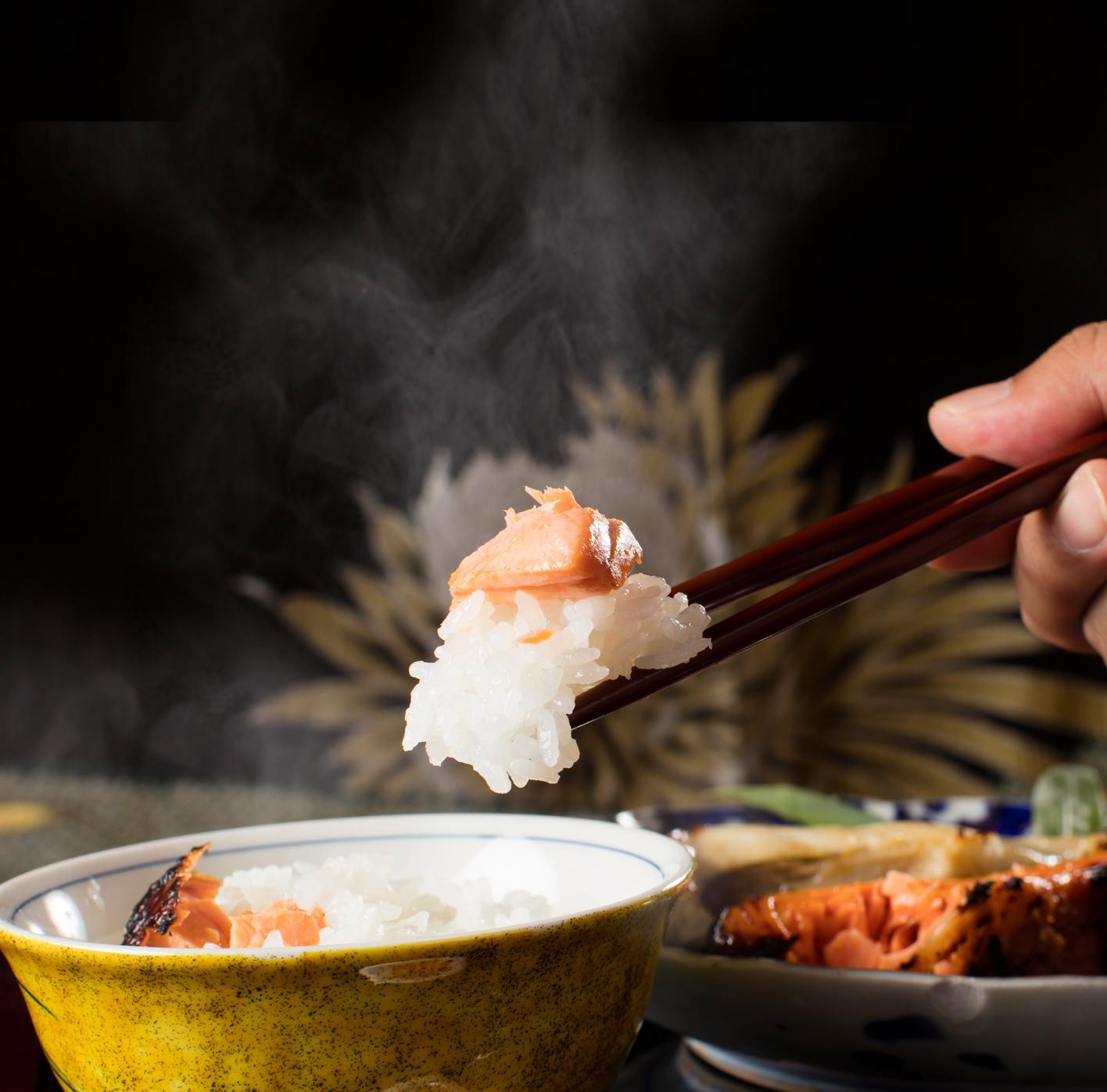 【年内発送】【令和7年産 新米】南魚沼産こしひかり「秋雪」無洗米4kg 新潟県の特A地区南魚沼市の美味しいお米