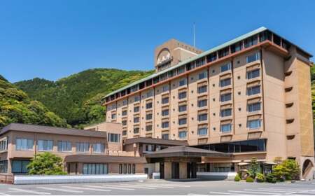 源泉の宿 萩本陣の宿泊代などで使える「宿泊補助券 10,000円分」｜HG000983