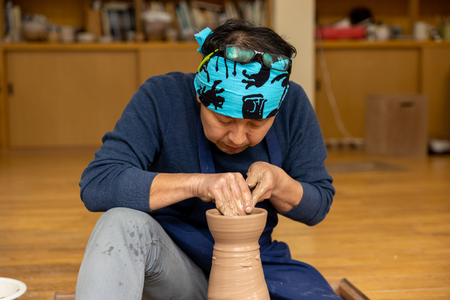 【萩焼 登り窯焼成作陶体験】 萩焼作家 波多野英生との作陶体験物語 萩本陣宿泊付き （完全予約制／2名様～）