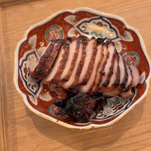 【東京・深川チャーシュー専門店】職人手焼き！香港式の本格焼豚「蜜汁叉焼 豚バラ」《千葉県産銘柄豚 林SPF使用》【kt088-002】