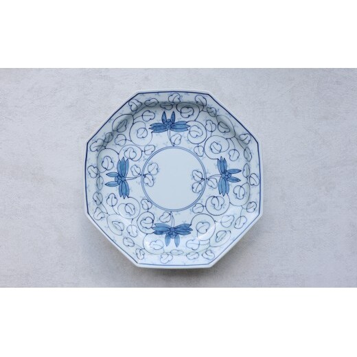 『まるふくオリジナル』有田焼 染付花唐草 21cm 高台皿【まるふく】食器 うつわ 器 和食器 手描き 大皿 プレート 有田町 A35-714_イメージ3