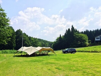 【ふるさと納税先着5組限定】長野県信濃町『やすらぎの森オートキャンプ場』2人泊分デジタルチケット——カップルキャンプでもソロキャンプでも。妙高山を望む絶景キャンプ場