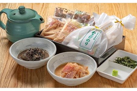【6回定期便】あごだし明太子＆至極の鯛茶漬け白ごま・黒ごま4食セット《糸島》【いとしま本舗】 [AXJ002]
