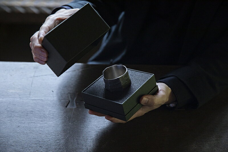 【ふるさと納税】“ hikiZAN ”Premium Titanium Sake Vessel 1st model 【 日本酒 酒器 茨城県 日立市 】