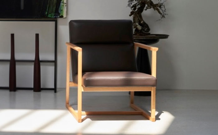 椅子 MS304（グレージュ）LEVE （レーベ）ラウンジチェア ナチュラルレザー製 椅子 イス チェア ファニチャー 家具 人気 おすすめ 広島県福山市/株式会社心石工芸 [BABV015]