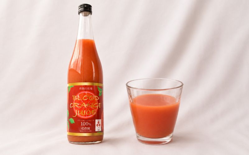 和歌山県田辺市のうまいもん詰込みジュースセット / 和歌山県 田辺市 みかんジュース７００mL 梅ジュース700ｍL ブラッドオレンジジュース700ｍｌ  和歌山県産【mrn024】