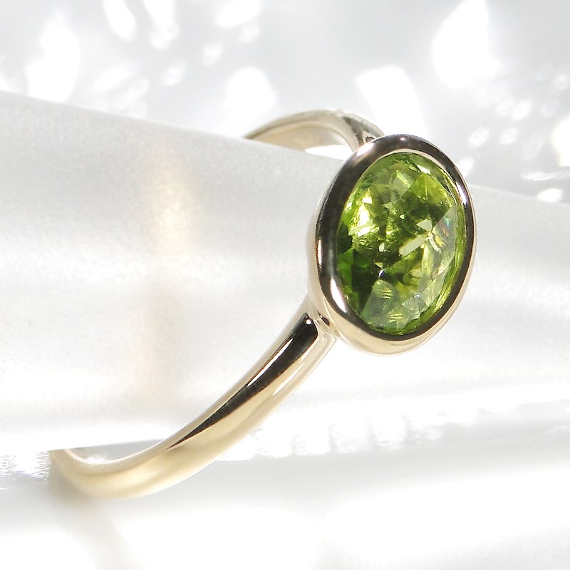 K18YG ペリドット リング[TNR-0116]