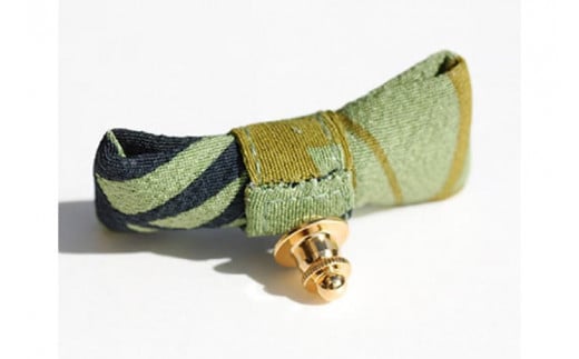 AT012　haberu ピンブローチ KIKKOU／PIN BROOCH