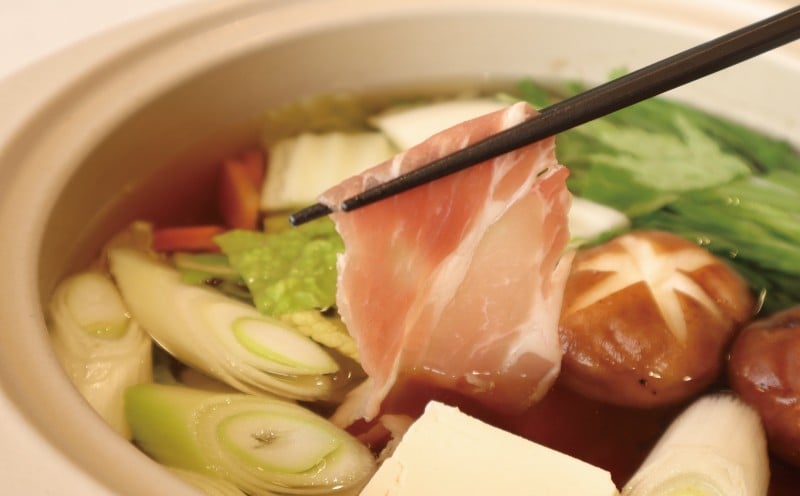 
            豚肉しゃぶしゃぶ 3種 セット 1.2kg うどん ダシ 付き いも豚 豚しゃぶ 豚肉 しゃぶしゃぶ 豚ロース 270g 豚バラ 270g 豚 肩ロース 270ｇ | ロース バラ 肩ロース カタロース 肉 niku ブランド豚 銘柄 五島うどん アゴ 出汁 鍋 千葉県 旭市 旭食肉協同組合 ask029
          