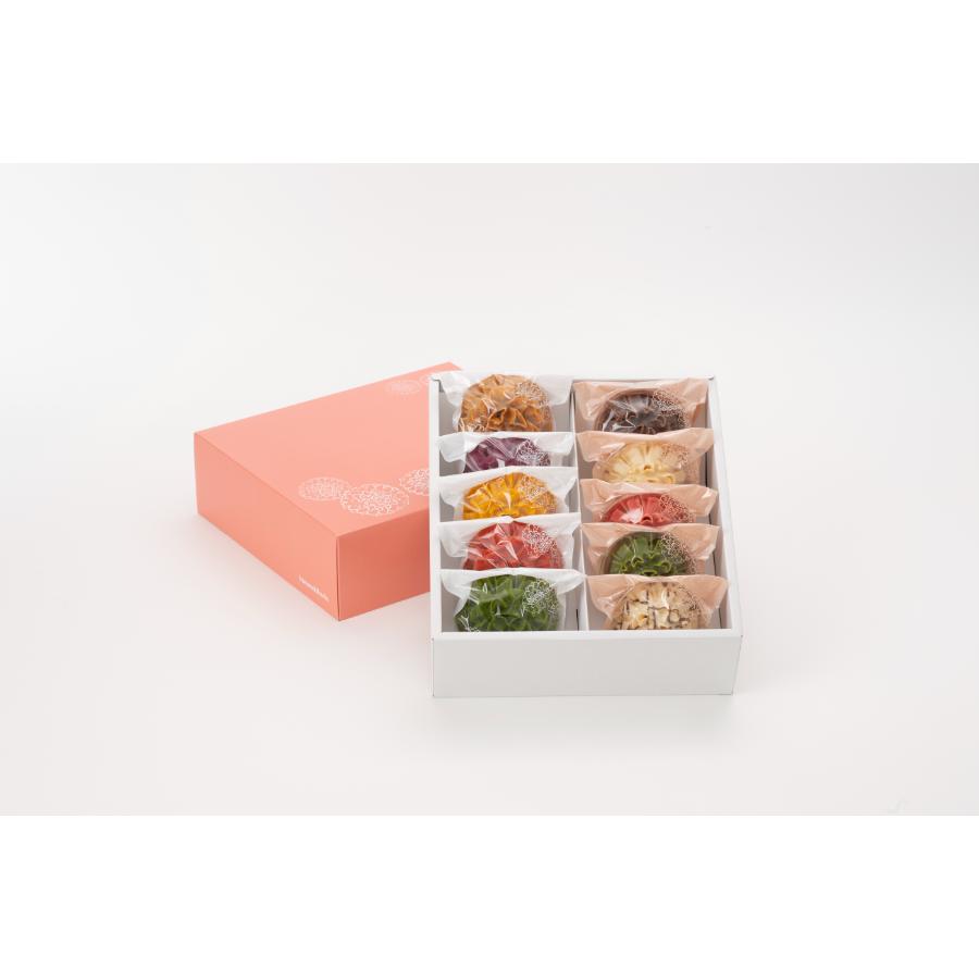 ＜賀門＞「花咲かりんチョコ入り」10種（プレーン・ほうれん草・紫いも・かぼちゃ・トマト・ホワイト・イチゴ・マーブル・ビター・抹茶）各1個