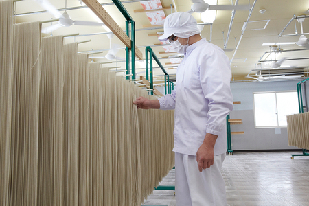 稲庭熟成そば国産原料全量使用180g 10束入り【(株)後文】[B9405]