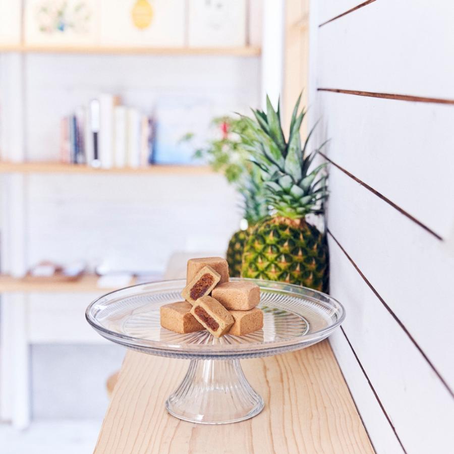 ＜AOSHIMABOOKS＆PINEAPPLE＞青島パイナップルケーキ10個入り