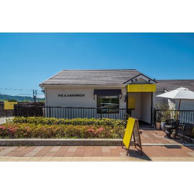 ふるさと納税 城陽市 近江牛約500g使用 煮込みビーフパイ |  | 03