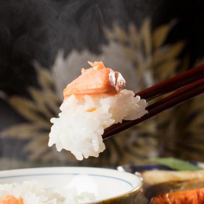 ふるさと納税 南魚沼市 【令和6年産】南魚沼産こしひかり(精米)【2kg】 |  | 02