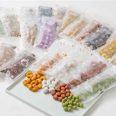 ふるさと納税 富田林市 20種類豆菓子チャック袋大阪産(もん)名品認定の雀の玉子を含む |  | 01