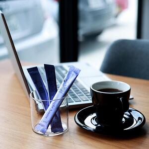カフェインレス デカフェ コーヒー スティック INIC coffee ナイトアロマ 12本 粉末 手軽に本格ドリップの味  珈琲 妊婦 飲みやすい 苦味 コク イニック  インスタントを超える味