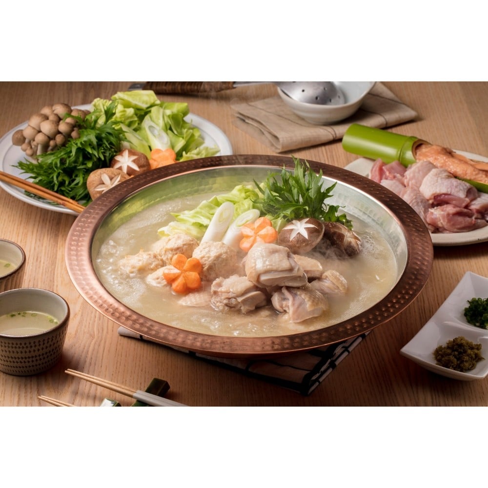 
            博多華味鳥 水たきセット(柚子胡椒付き)【トリゼンフーズ株式会社】_HA1946

          