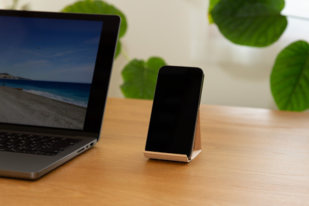 和紙のスマホスタンド iPhone 16 Pro Max 対応 ベージュ 岩手県奥州市産 バンドシー Bandc for iPhone 16 Pro Max, 15 Pro Max, 14 Pro M