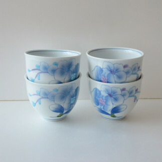 有田焼 華山窯（胡蝶蘭中鉢・いっぷく碗４個セット） 東洋セラミックス A25-297_イメージ3