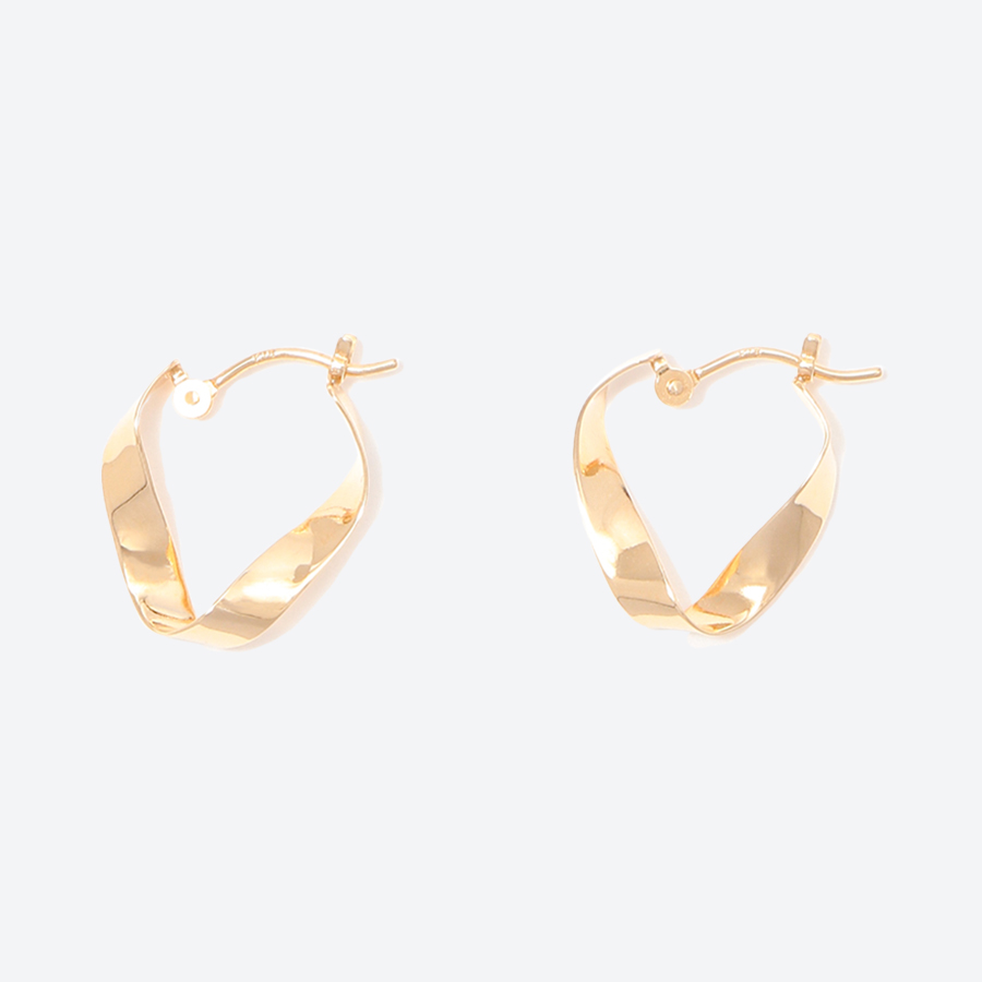 ＜ONOV　LUXE＞ピアス　Aaliyah　K18