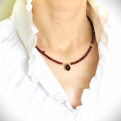 ふるさと納税 甲府市 K18 ガーネット ペンダントトップ付き ネックレス YF-13 |  | 03