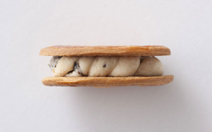 【佐賀県の銘酒東一大吟醸を使用】東一バターサンド 15個入り / 洋菓子 バターサンド 東一 佐賀銘菓 レーズン/佐賀県 / シェ・ヤマモト [41AAAE002]