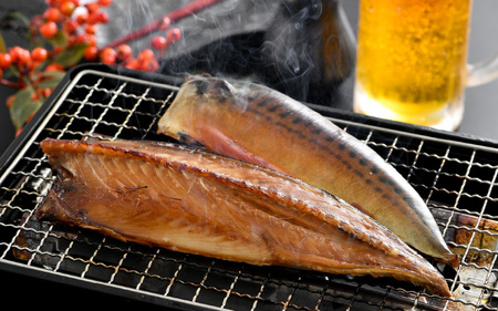 干物 鯖一夜干し 「よねはる」お薦めの極うまサバ【醤油みりん味】1尾×3パック 合計3尾【福井 天然 さば ひもの 冷凍 小分け 個包装 真空パック ご飯のお供 酒の肴】[m17-a028]