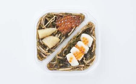 【田舎のごちそう】ご飯のお供 けせんの海 松前 200g×1個 いくら・ほたて・数の子入り 【 松前漬け 海鮮 海鮮丼 海鮮漬 海産物 海藻 2種 食べ比べ おかず おつまみ 冷凍 】RT2810