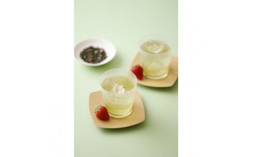洞川夏いちごの緑茶
