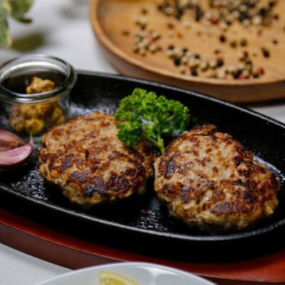 【おだがきさん家の八鹿豚】ハンバーグセット【配送不可地域：離島】