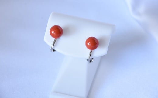 さんごの吉良：珊瑚の丸玉イヤリング4