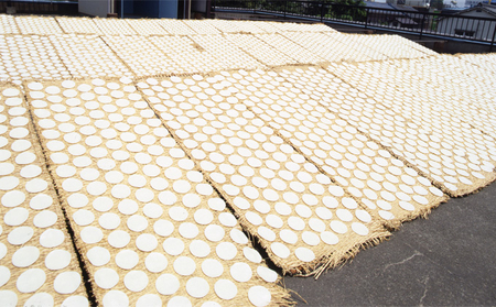 草加せんべい 大判かたやき 16枚入 2箱セット【箱詰め 贈答用 和菓子 ギフト 煎餅 おいしい草加せんべい煎餅 米菓 贈答用 ギフト 父の日 母の日 箱詰め 贈答用 和菓子 ギフト 煎餅 おいしい草