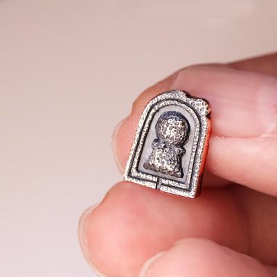 ふるさと納税 山梨県 【Do_goods】銀製『前方後円墳』ピンブローチ 659-870 |  | 02