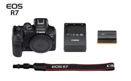 【スピード発送】Canon EOS R7 ボディのみ ミラーレスカメラ Canon キャノン キヤノン カメラ ミラーレス カメラ 一眼 高解像度カメラ【長崎キヤノン】 [MA21]
