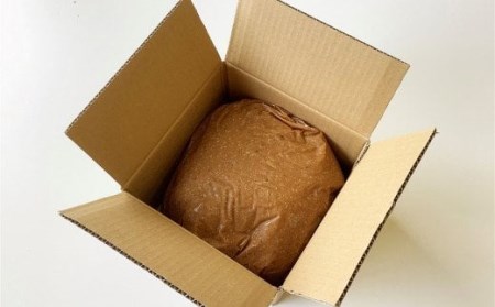 【新潟県産コシヒカリ＆大豆100％使用】熟成の違うみそをバランスよく合わせた三階節みそ「特選」5kg [B470]