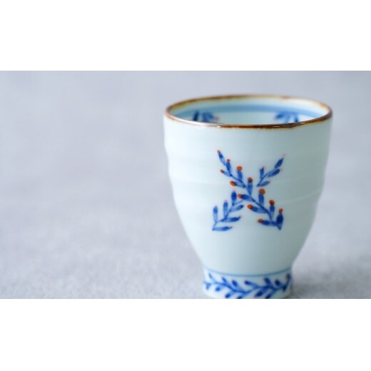 有田焼 ネジバナ ぐい吞み【染付の器 匠】食器 器 うつわ 和食器 日本酒 酒器 ぐい吞み 染付 晩酌 手仕事 プレゼント ギフト gb010_イメージ4