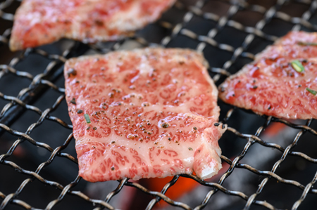 【黒毛和牛】三重県産「焼肉特撰カルビ〈三角バラ〉」約500g　長島ショッピー厳選【CC17】