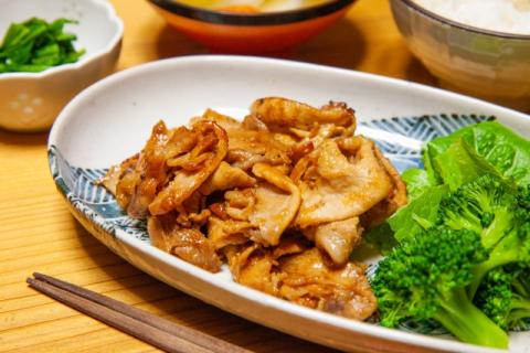 №1061-1 手作り味付けミックスホルモンとかごしま黒豚セット